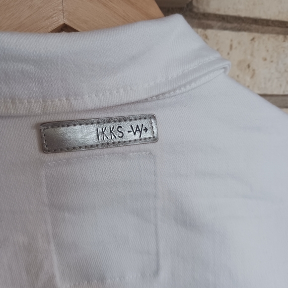 Ikks White Jean jacket cropped size Medium button down - Picture 4 of 5